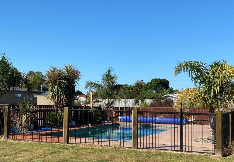 Country Retreats On Ranzau 8 * Hope